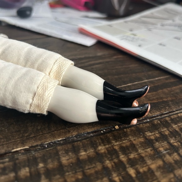 NEW CBL cloth doll body porcelain arms and legs. Doll crafters makers - Picture 3 of 4